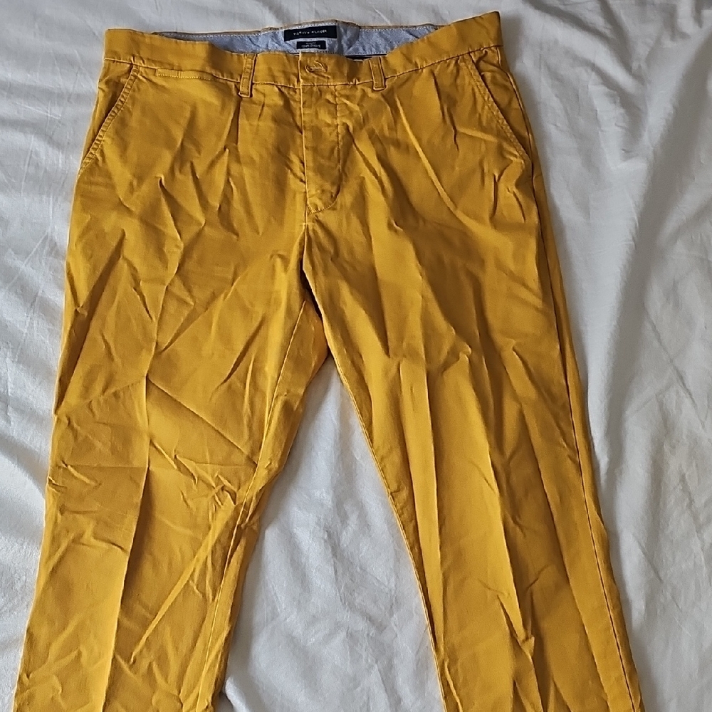 Tommy Hilfiger Men's Yellow Chinos